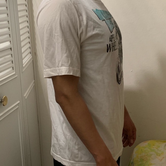 White T Shirt - Picture 2 of 3